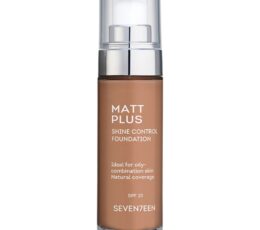 Matt Plus Liquid Foundation Seventeen