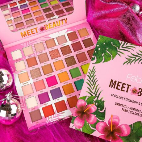 FEBBLE MEET BEAUTY 42 EYESHADOWS & BLUSH PALETTE